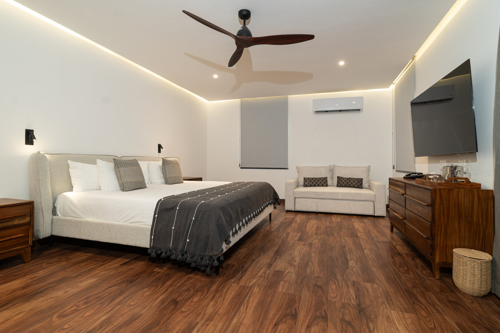 Master Suite with Pool View